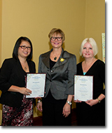 Mme Kristina Stawski et Mme Lorraine Ilagan